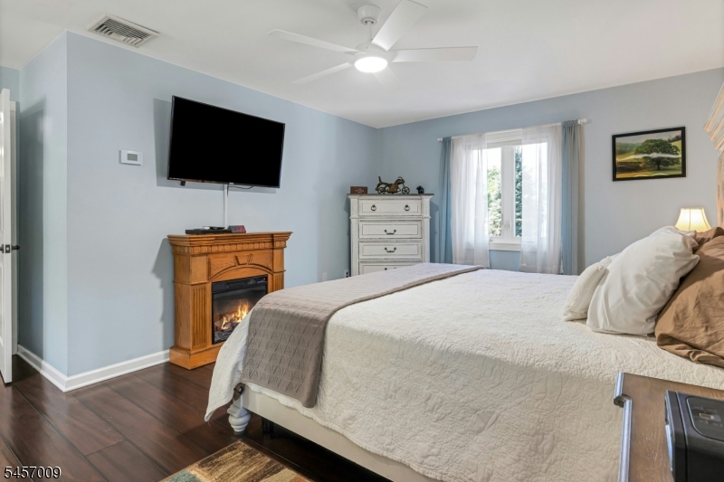 1034 Green Pond Rd Property Photo 11