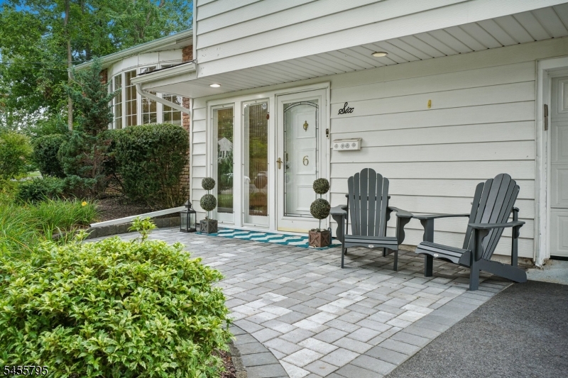 6 Gordon Pl Property Photo 37