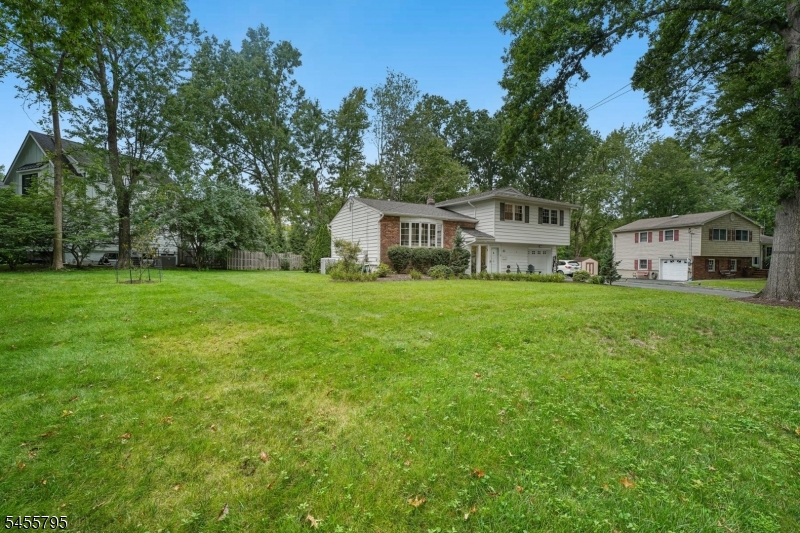 6 Gordon Pl Property Photo 42