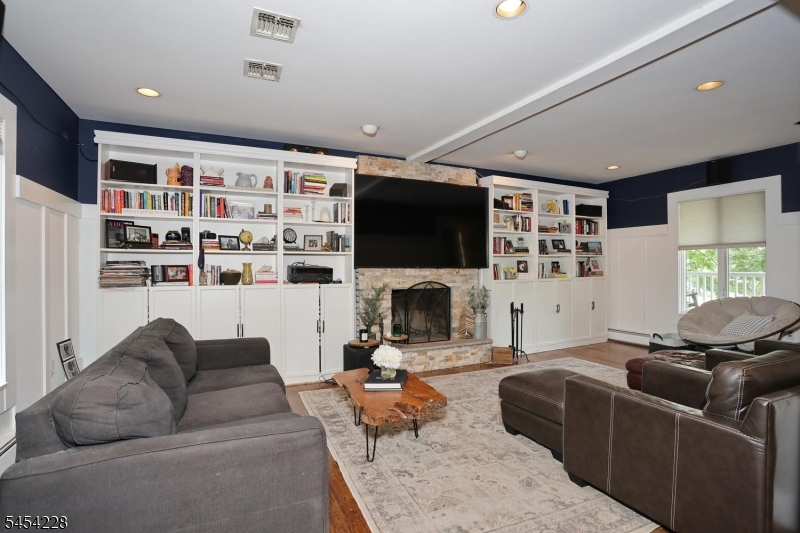 8 Northgate Park Property Photo 17
