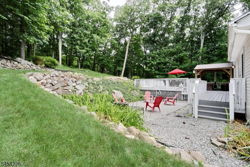 8 Northgate Park Property Photo 40