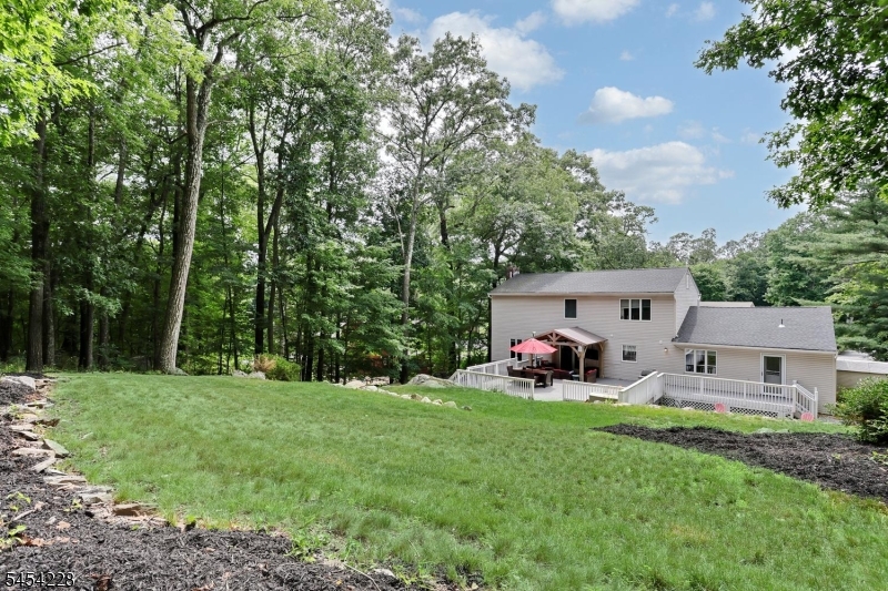 8 Northgate Park Property Photo 42
