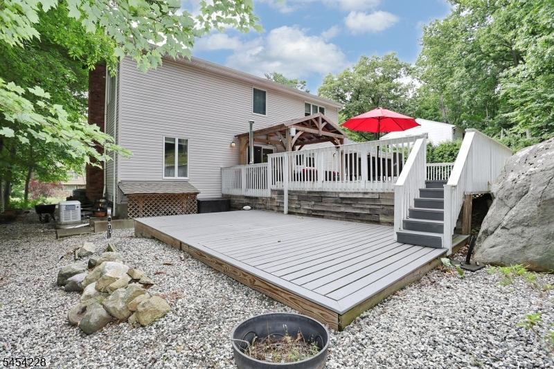 8 Northgate Park Property Photo 46