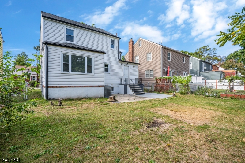 16 Pleasant Ave Property Photo 32