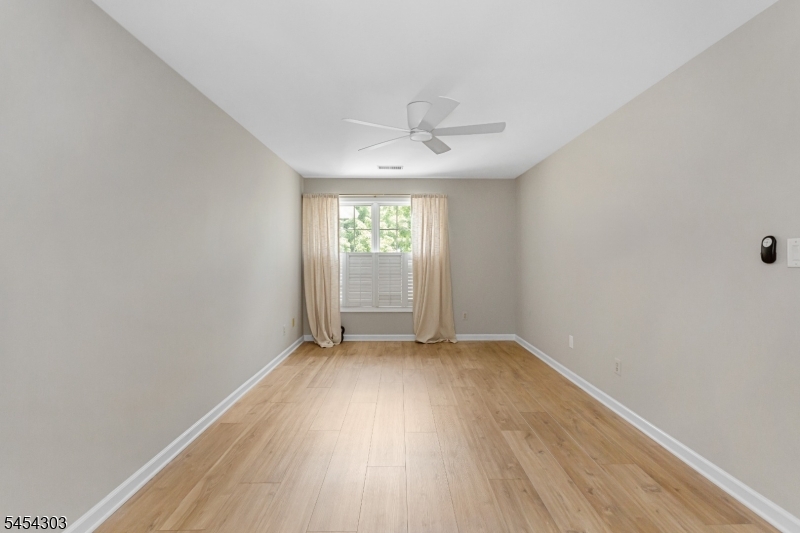 314 Cambridge Dr Property Photo 17