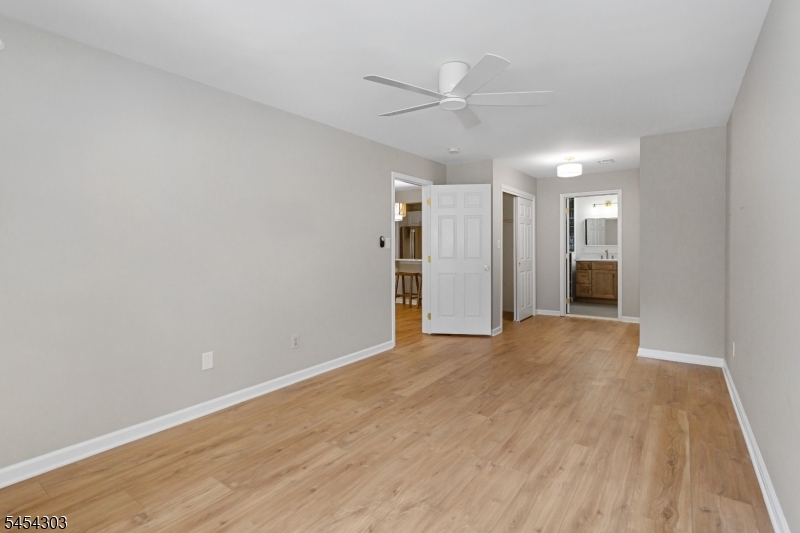 314 Cambridge Dr Property Photo 18