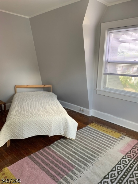 97 Elliot Pl Property Photo 3