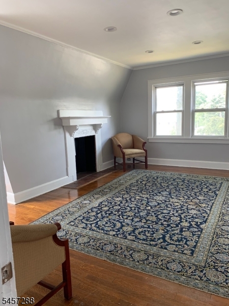 97 Elliot Pl Property Photo 5