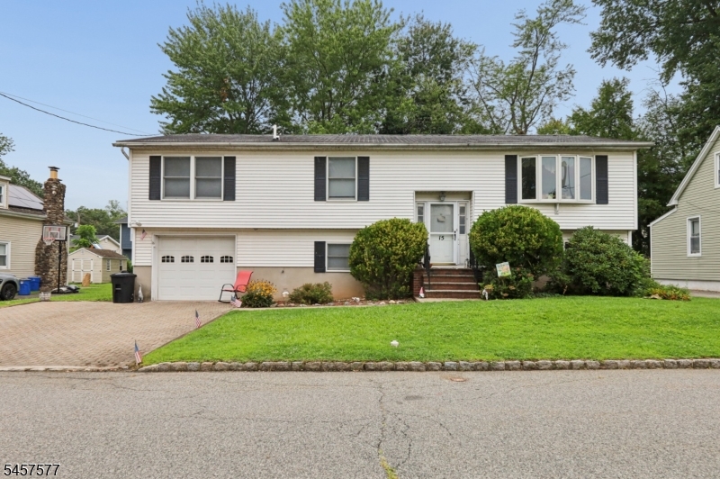 15 Garfield Rd Property Photo 1