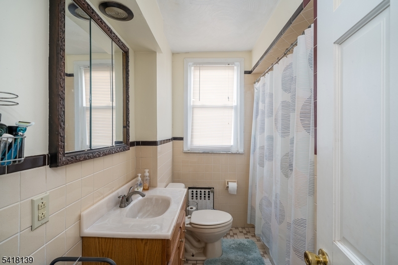 330 Academy St Property Photo 22