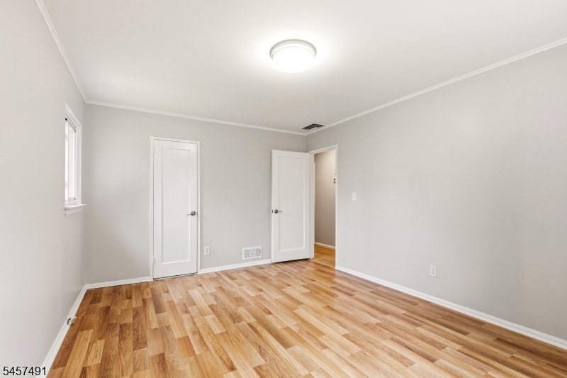 610 Academy Ter Property Photo 17