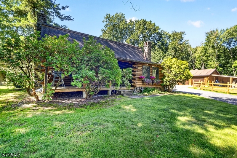 354 Long Hill Rd Property Photo 4