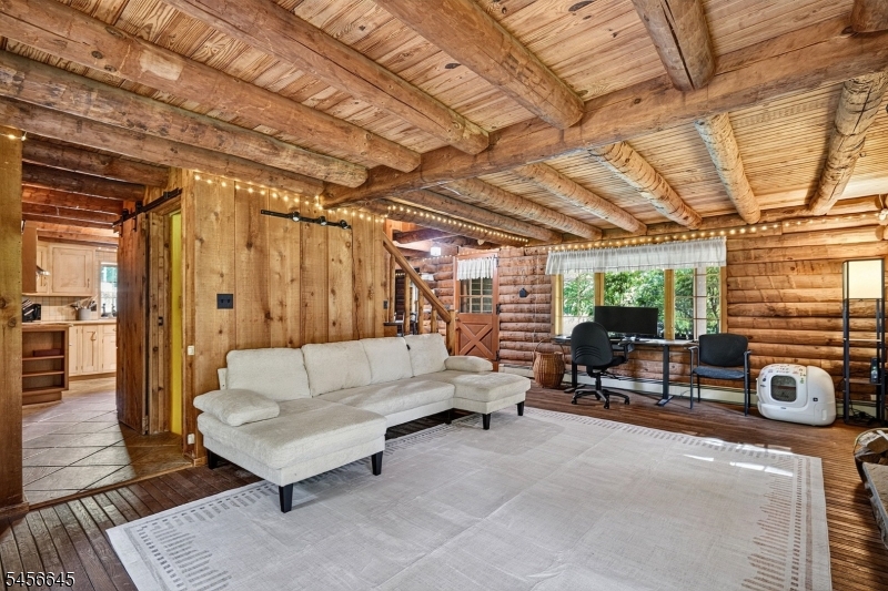 354 Long Hill Rd Property Photo 10