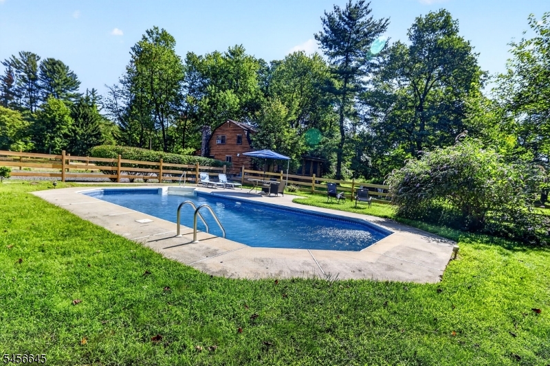 354 Long Hill Rd Property Photo 34