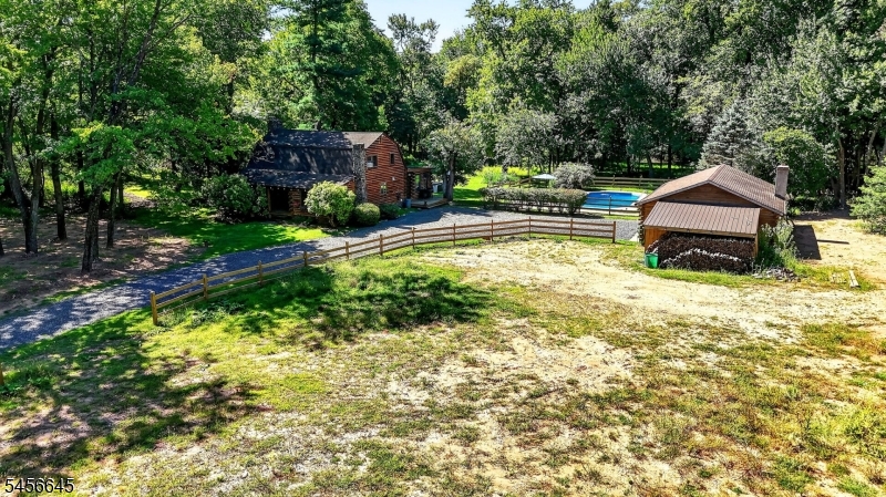 354 Long Hill Rd Property Photo 39