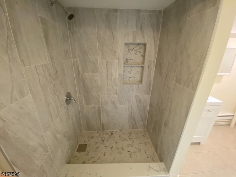 5 Otis Pl Property Photo 11