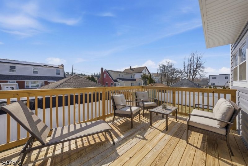 60 Dewitt Street B Property Photo 23