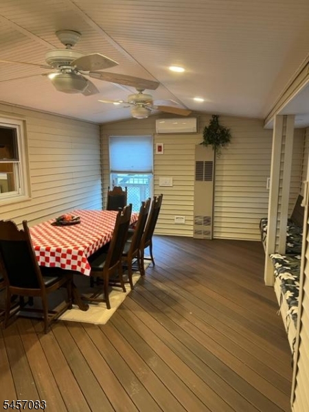 36 River Rd Property Photo 1