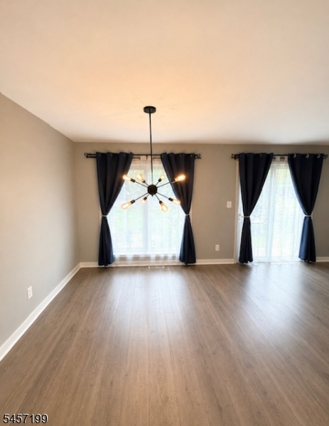 905 Spruce Hills Dr 905 Property Photo 5