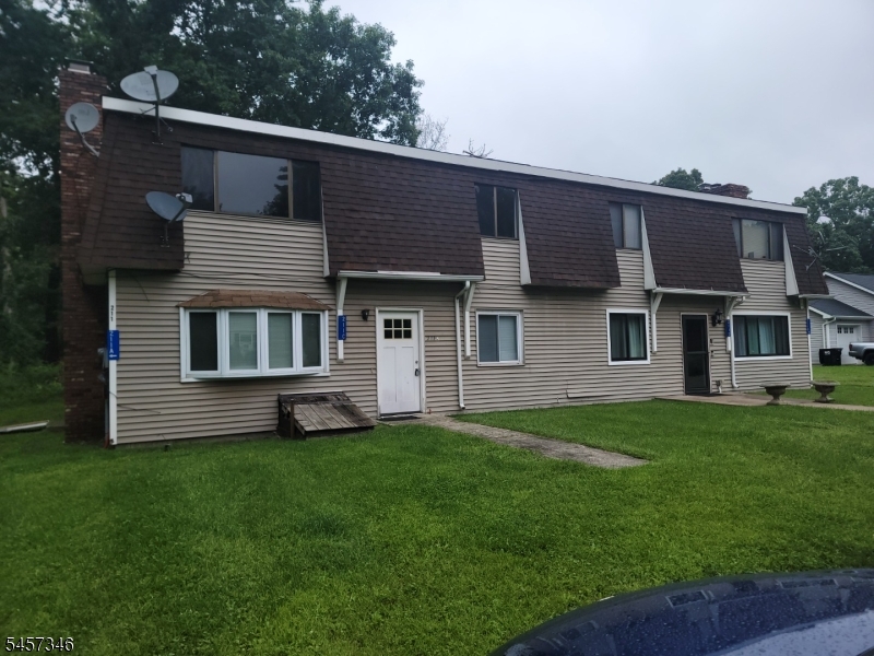 211 Lake Shore North C Property Photo 1