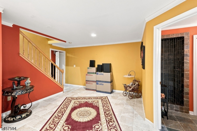 1002 Valerie Place Property Photo 44