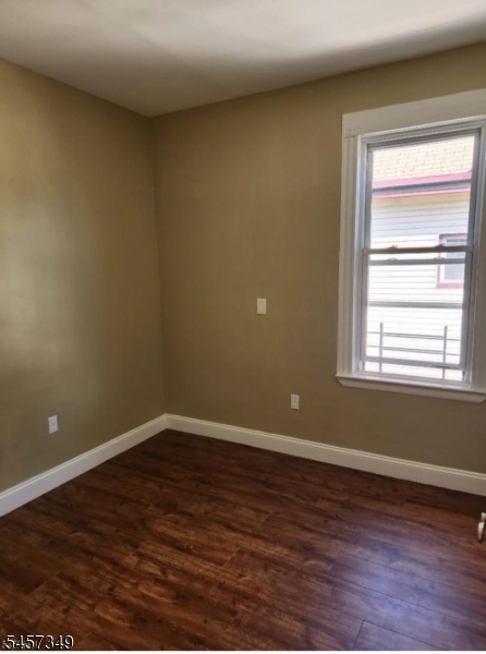 26 Prescott Ave 2a Property Photo 6