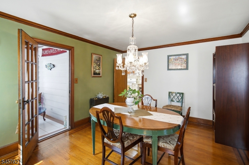 24 Cleveland Ave Property Photo 4