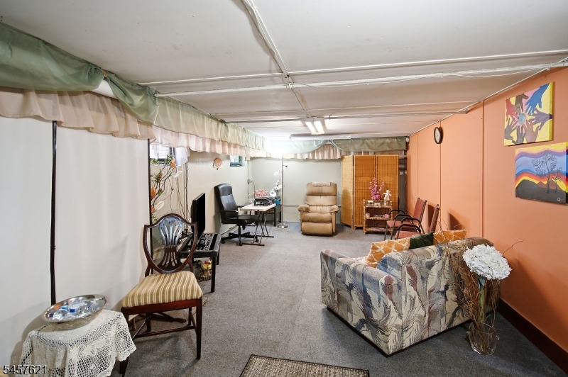 24 Cleveland Ave Property Photo 17