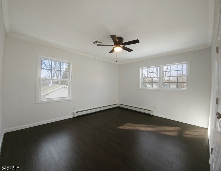 27 Forest Rd Property Photo 16