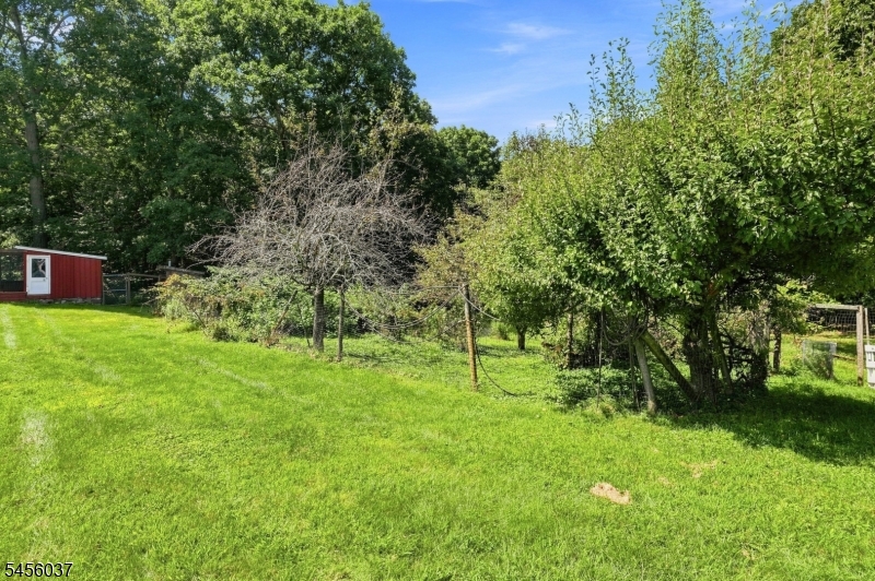 131 Deckertown Tpke Property Photo 43