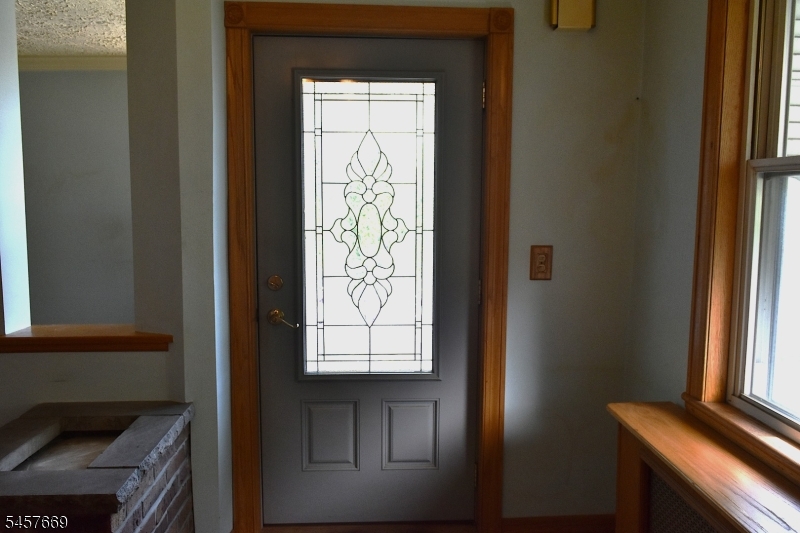 3 Linden Ave Property Photo 3