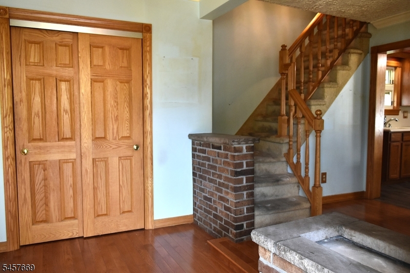 3 Linden Ave Property Photo 5