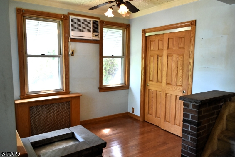 3 Linden Ave Property Photo 8