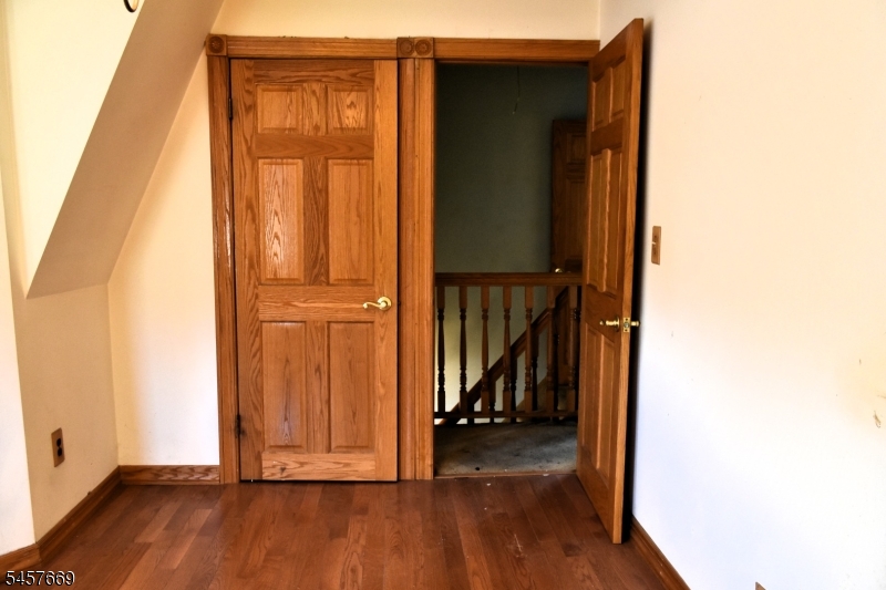 3 Linden Ave Property Photo 20