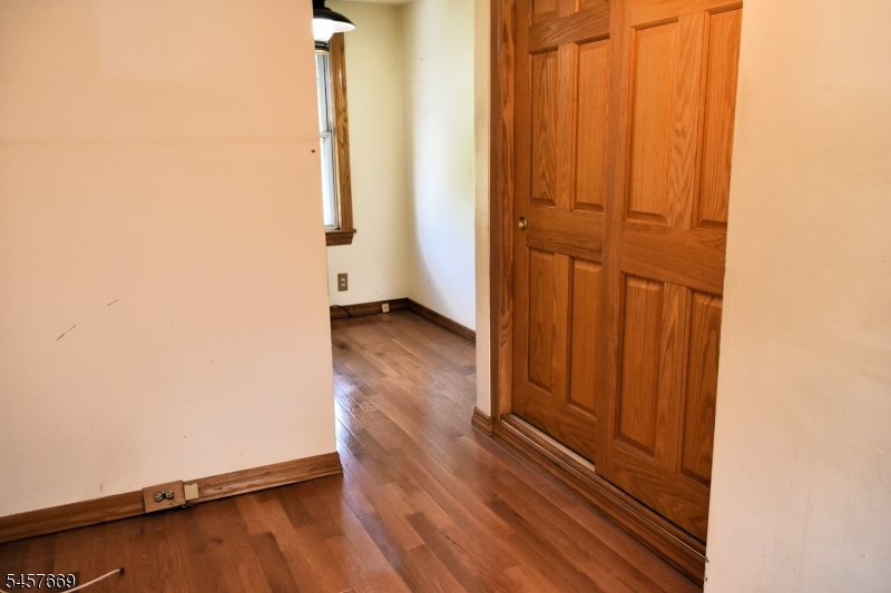 3 Linden Ave Property Photo 23