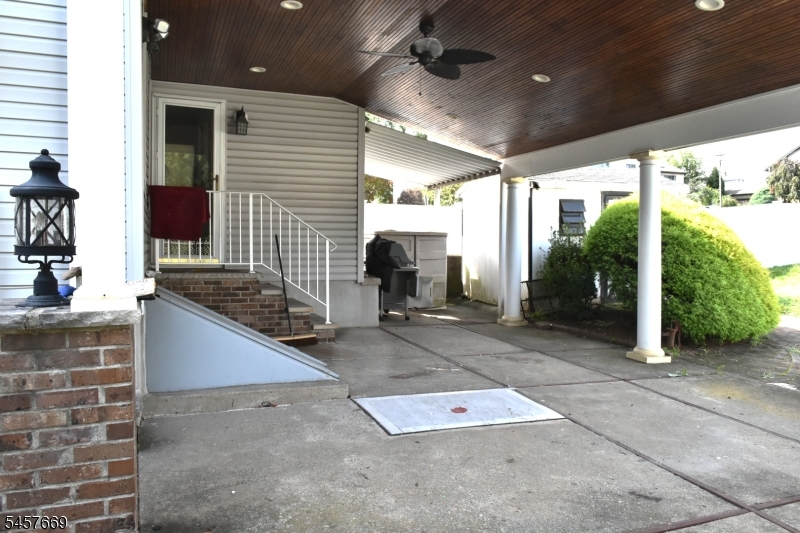3 Linden Ave Property Photo 30