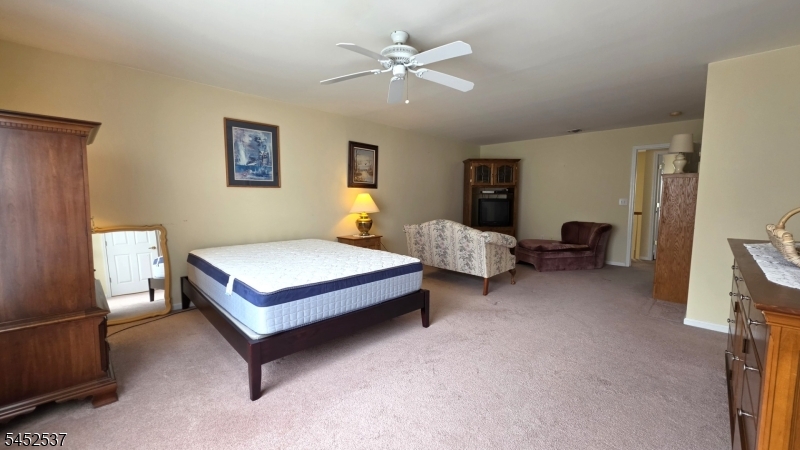 3 Druid Ln Property Photo 32