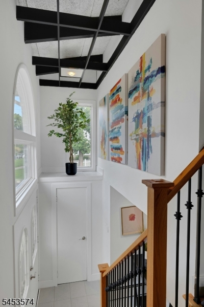 11 Iroquois Ave Property Photo 3