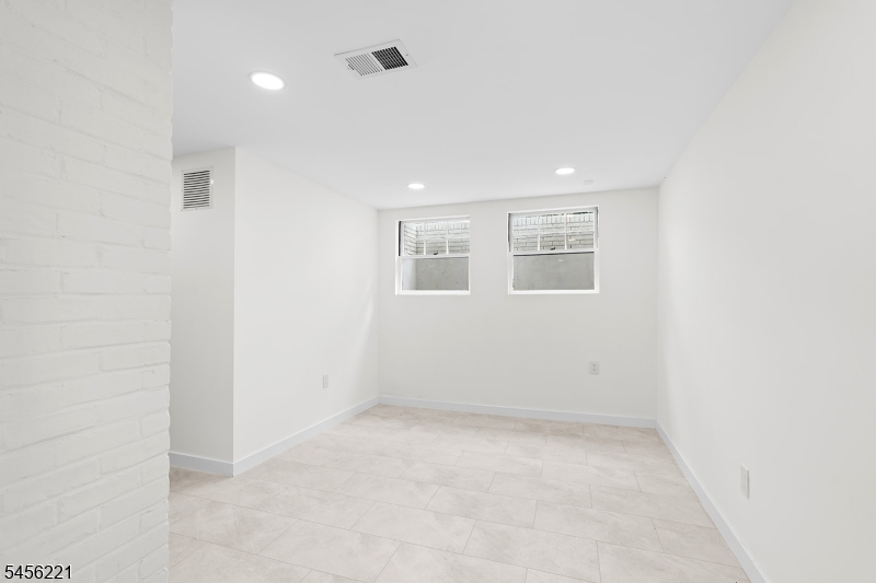 2 Kenneth Ave Property Photo 30