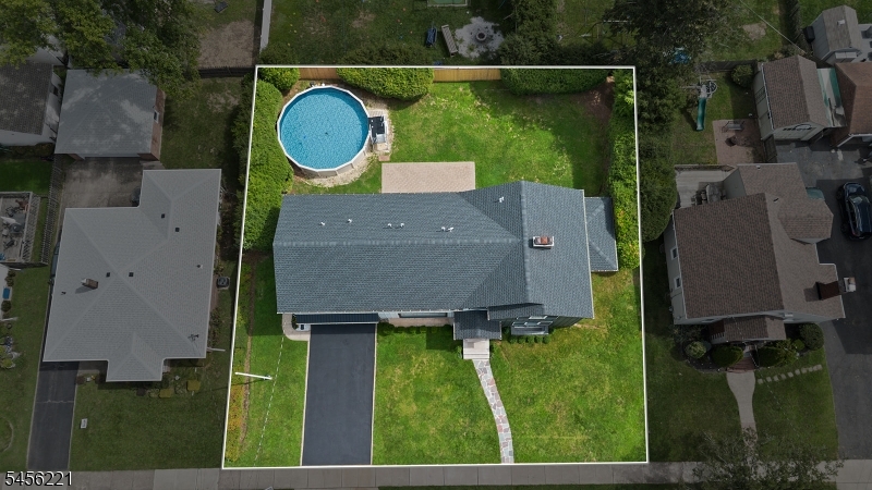 2 Kenneth Ave Property Photo 36