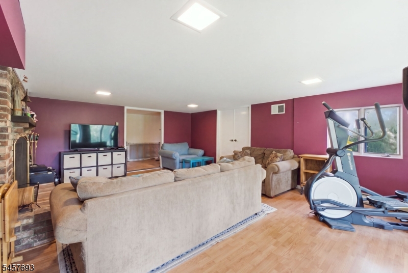 3 Post House Rd Property Photo 35