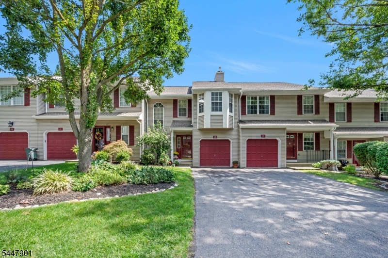 18 Pinehurst Dr