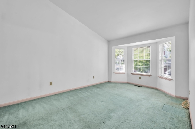 18 Pinehurst Dr Property Photo 18