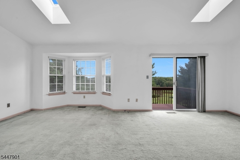 18 Pinehurst Dr Property Photo 22