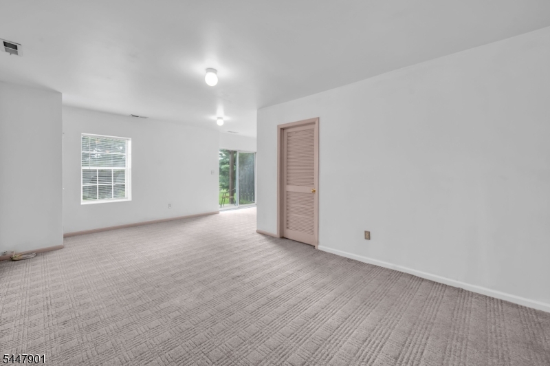 18 Pinehurst Dr Property Photo 32