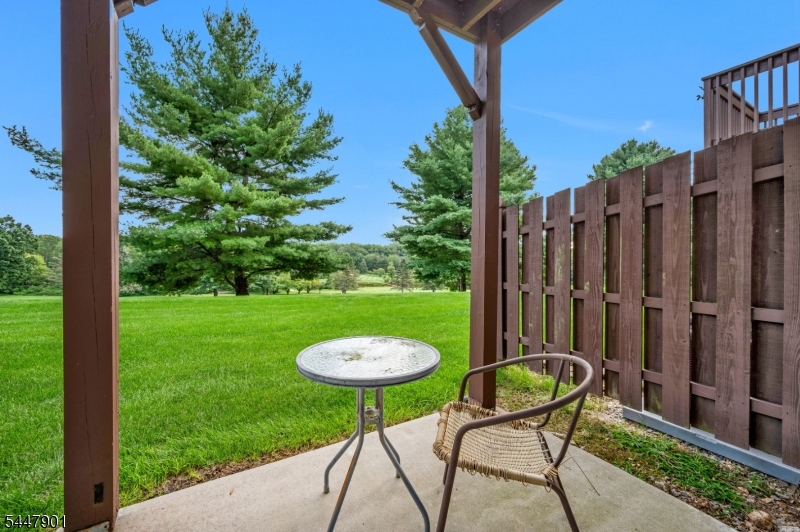 18 Pinehurst Dr Property Photo 34