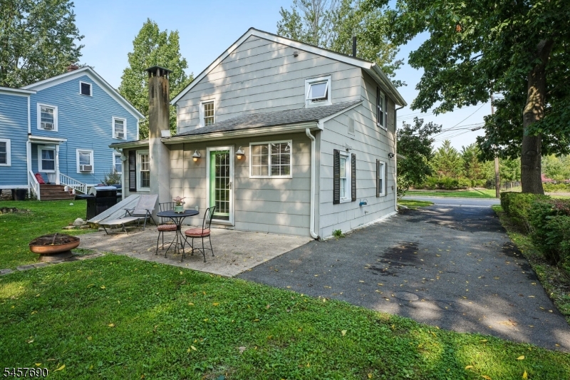 730 Washington St Property Photo 25