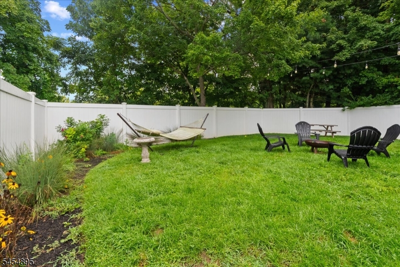 1 Eisenhower Dr Property Photo 35