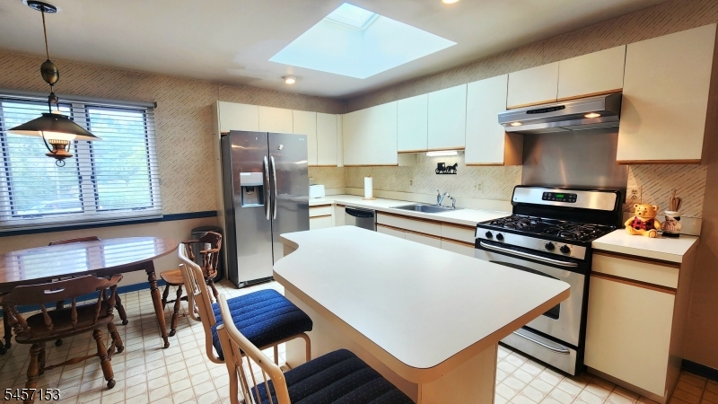 51 Peach Hill Ct Property Photo 1