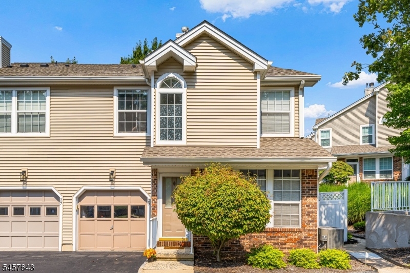 29 Pheasant Brook Court Property Photo 1